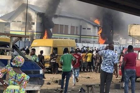 NIGERIA IMPOSES CURFEWS AFTER #ENDSARS PROTESTERS SET POLICE STATION ABLAZE